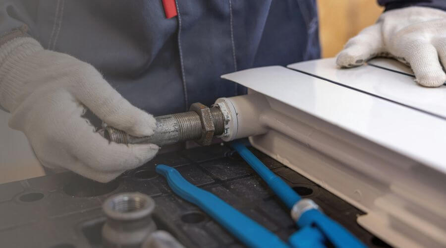 Professional water heater repair services in Saragosa, TX